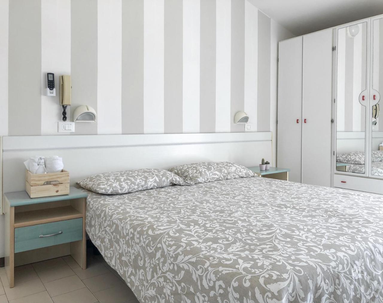 Alba B&B Cattolica Ngoại thất bức ảnh
